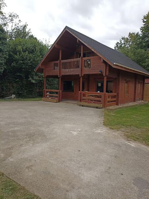 Chalet A La Campagne Bury  エクステリア 写真